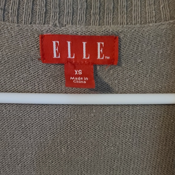 Cardigan - Picture 2 of 2